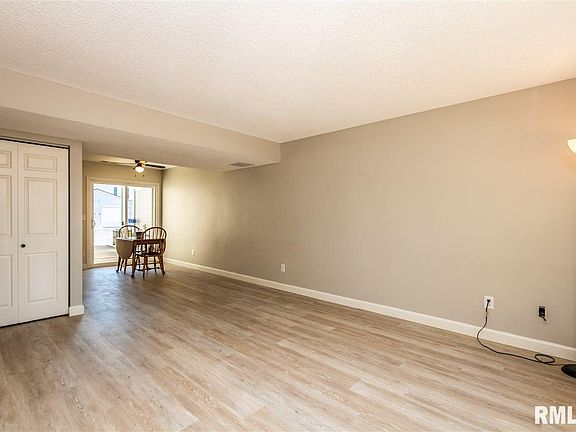 4th image of 3512 N Sandia Dr #9
