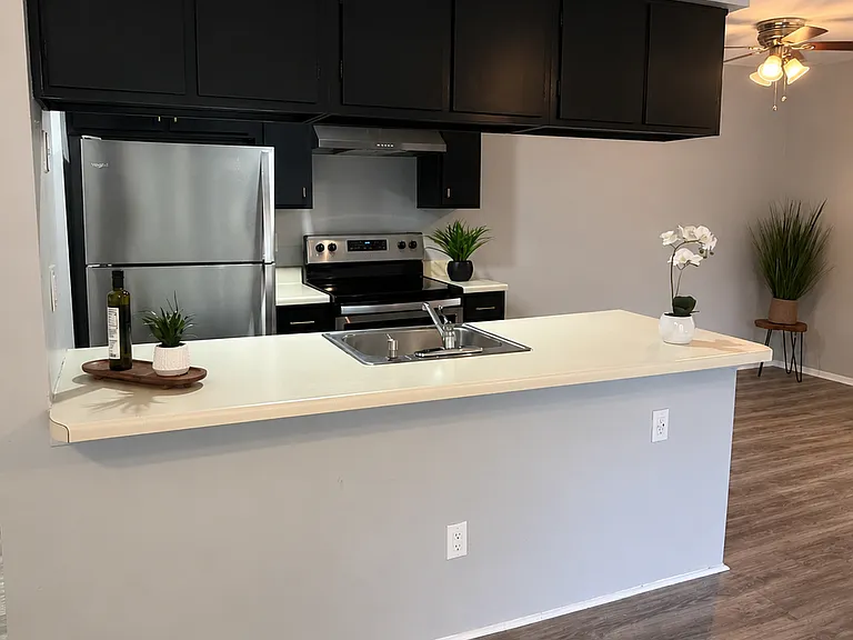 22 Bolton Ct #22 — Photo 7