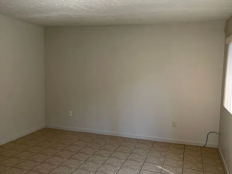 2710 McCulloch Blvd N — Photo 4