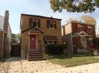 10134 S Eberhart Ave, Chicago, IL 60628