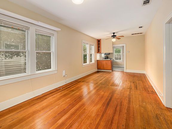 4th image of 708 W 35th St