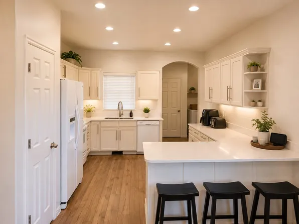 5284 W Ranches Loop Rd, West Jordan, UT 84081