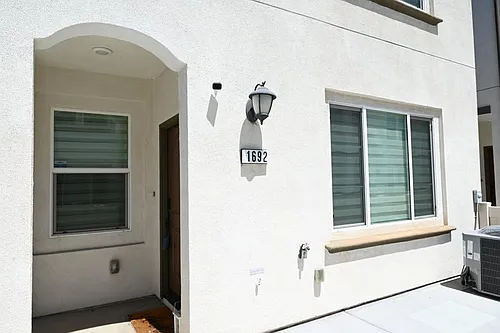 1692 W Trapezoid Dr Photo 1