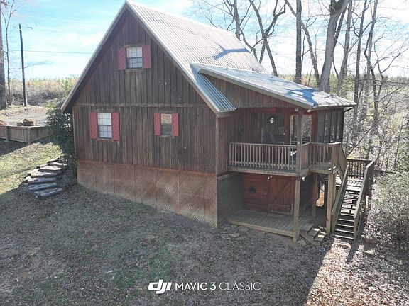 2nd image of 115 Joy Ave