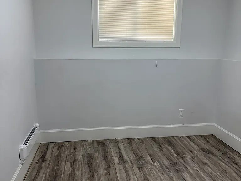156 Barrett St — Photo 7