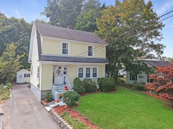 3 Kimball Rd, Methuen, MA 01844