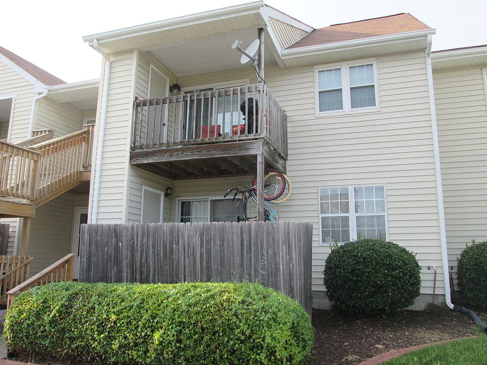 1st image of 3504 Remington Ct