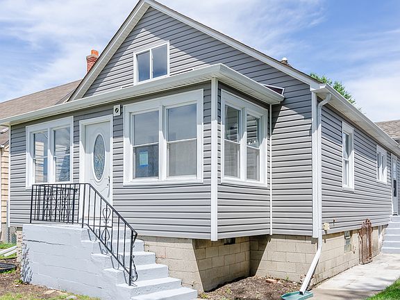 2nd image of 597 Mackinaw Ave