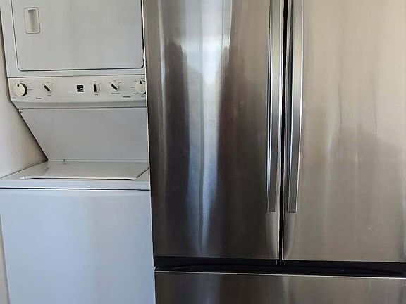4th image of 38926 Foxholm Dr