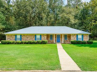 101 Lee Ann Dr, Hazlehurst, MS 39083