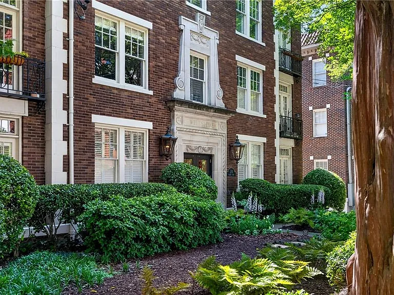 20 Collier Rd NW #15 — Photo 26