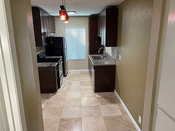 2nd image of 222 S Lincoln Ave APT 9