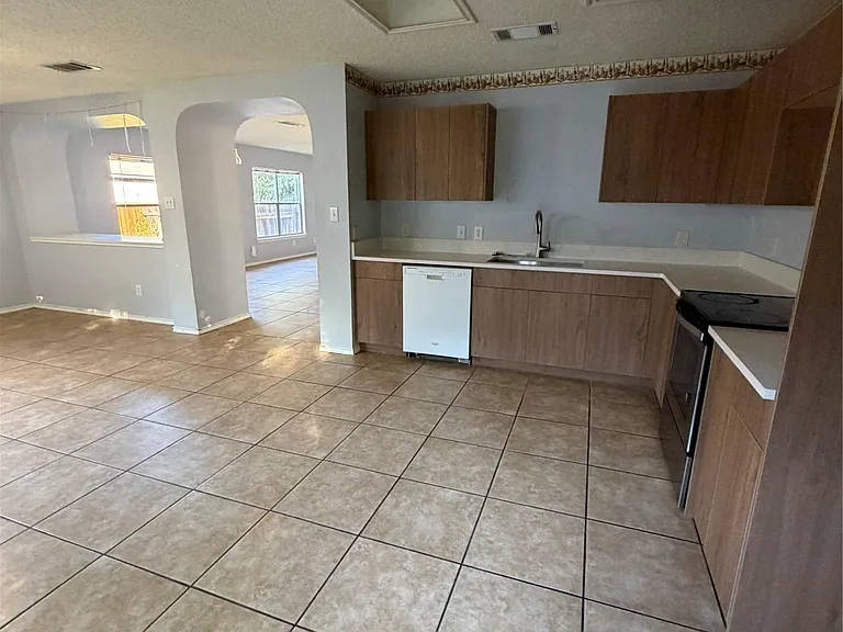 3207 Settlement Dr — Photo 7
