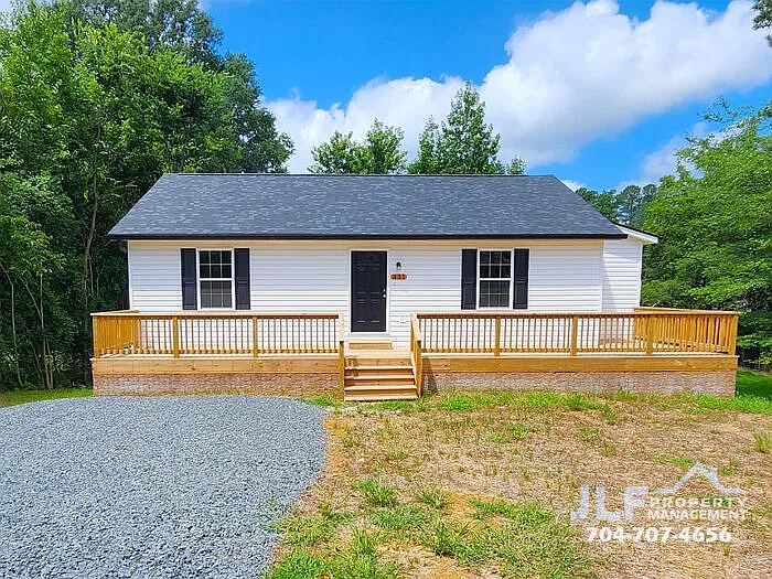 431 Eastover Ave — Photo 1