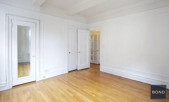 Rented by Bond New York | media 7