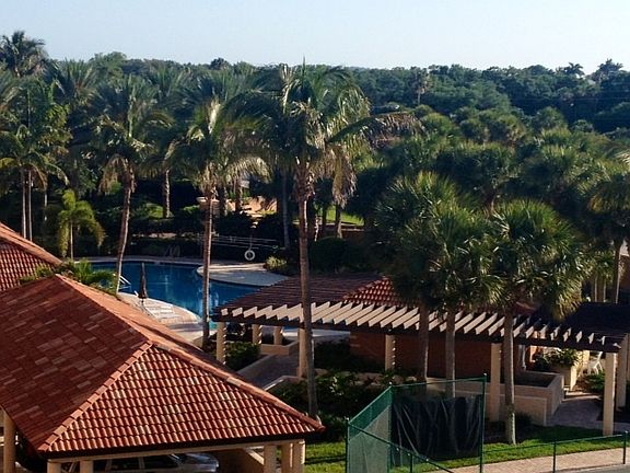 View from roof top deck, : pool rights to Hidden Lagoon North pool