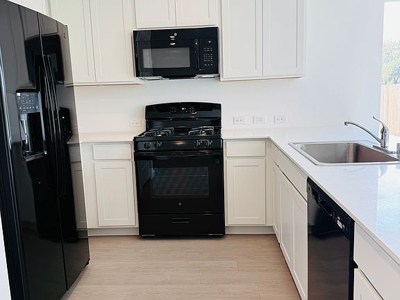 5th image of 7157 Waterford Creek Ct