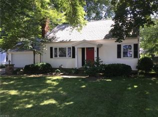 1430 Castlewood Ave SW, North Canton, OH 44720