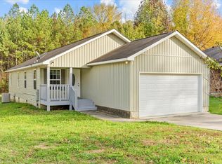 1108 Frazier Dr, Dalton, GA 30721
