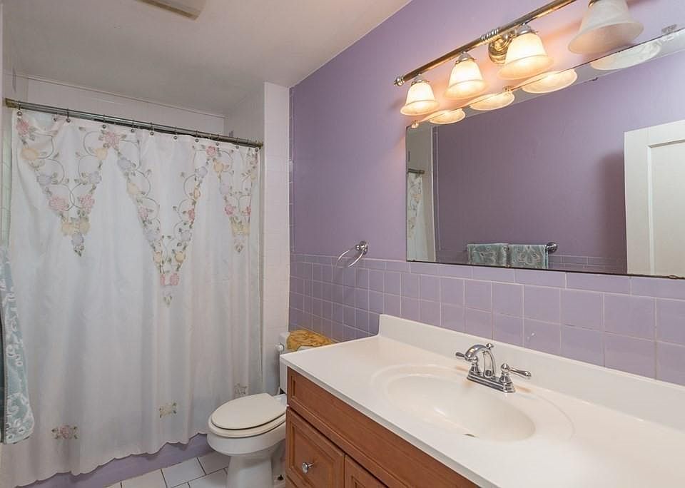 1st image of 1Z Pine St #1Z