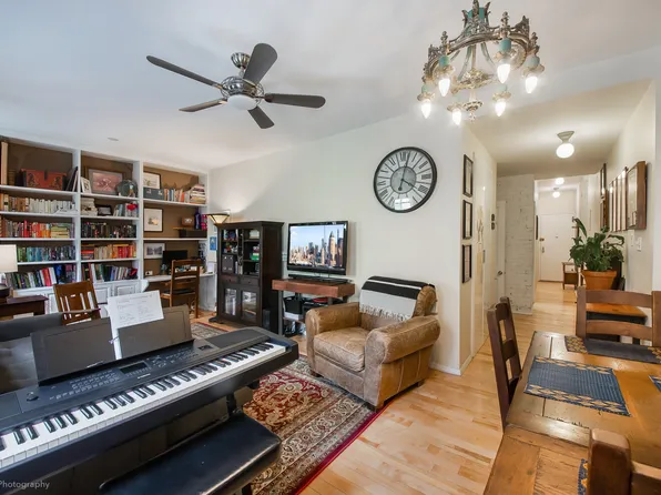 254 West 25th Street image 4 of 9