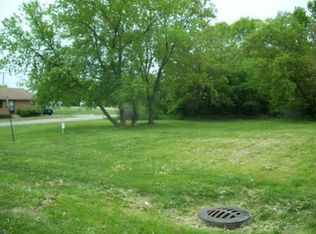 2404 Western Ave, Waukegan, IL 60087