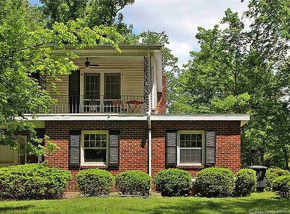 2nd image of 1912 Briarwood Dr