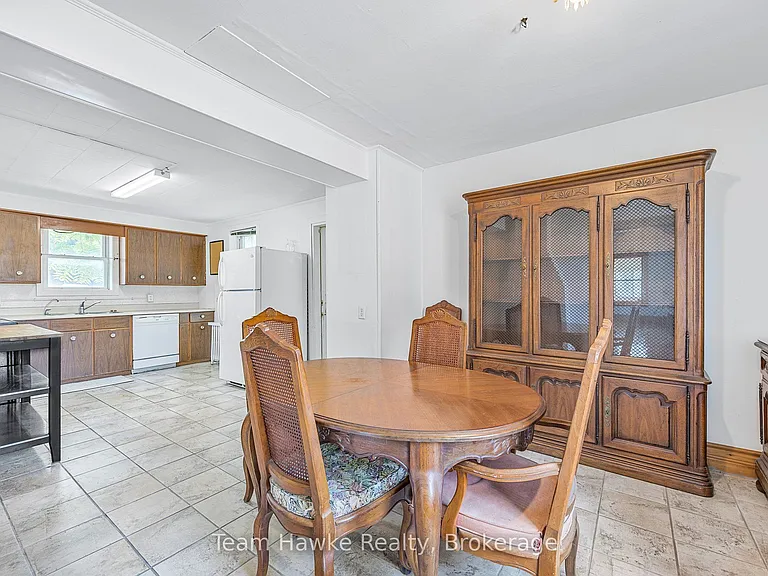 344 Midland Ave — Photo 16