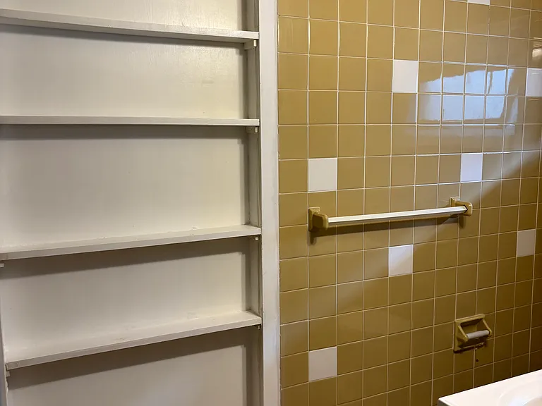 73 Cottage St #1 — Photo 8