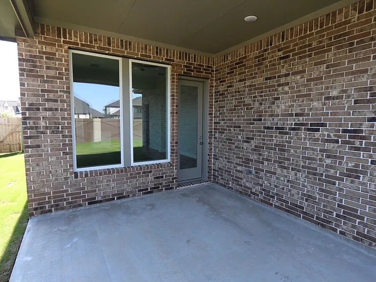 2423 Shallot Ln — Photo 4