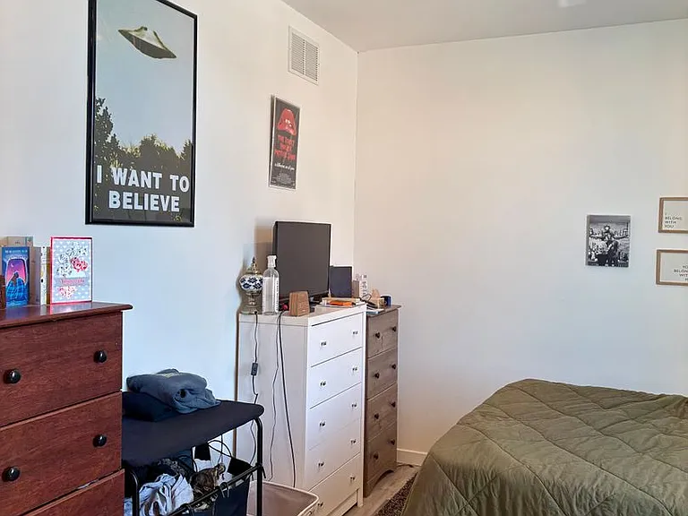 2559 Amber - Residential — Photo 26