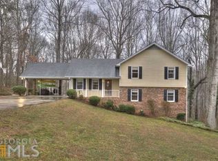 3916 Kilgore Falls Dr, Gainesville, GA 30507