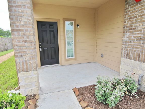 5th image of 3811 Lexington Grove Ct