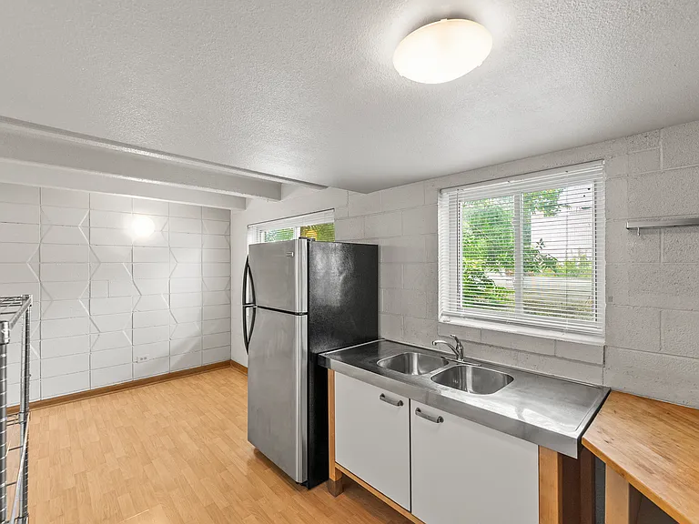 2860 W 32nd Ave — Photo 31