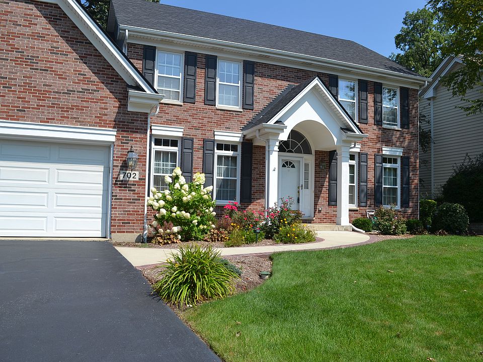 2nd image of 702 Barberry Trl