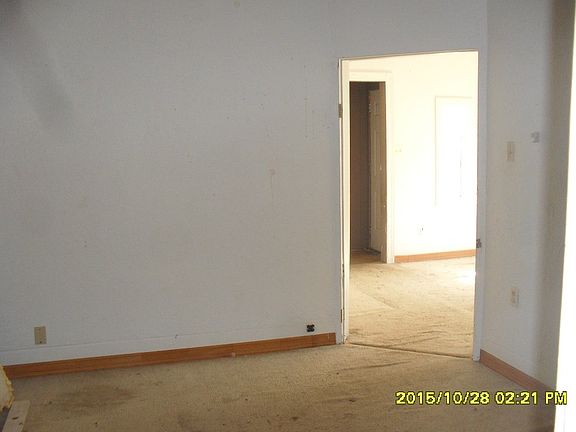 4th image of 1311 S B St