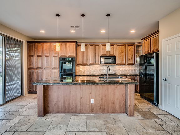 4th image of 41316 N Panther Creek Ct