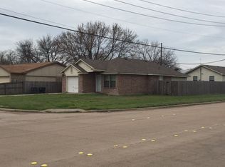 1400 Mims St, Fort Worth, TX 76112