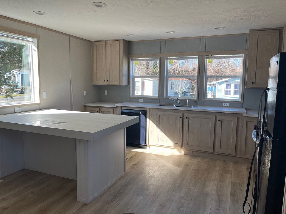 2nd image of 1855 John Dr