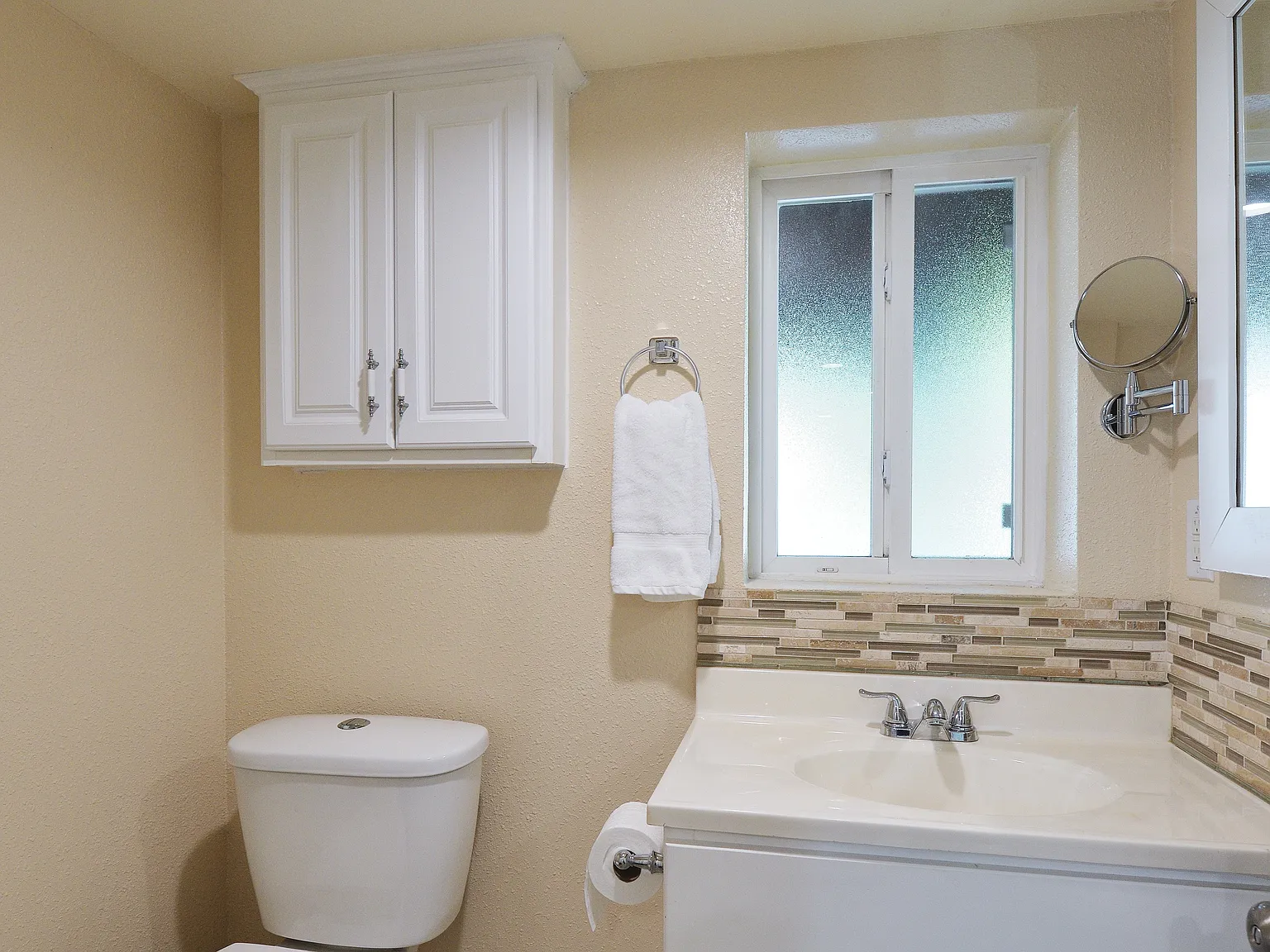 2 bed, 1080 sqft, $1,780 — Photo 4