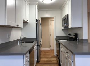 451 Lee St #207, Oakland, CA 94610