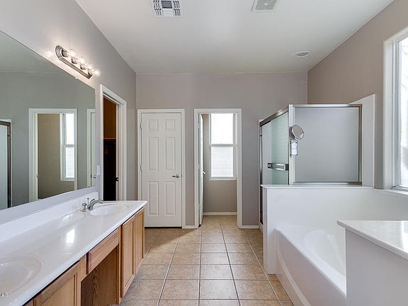 5th image of 18450 W Maui Ln