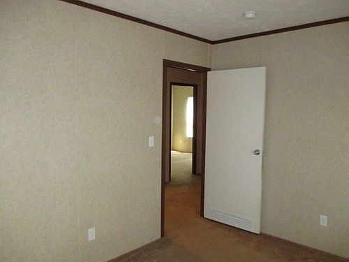 4th image of 7794 Batesville Boulevard