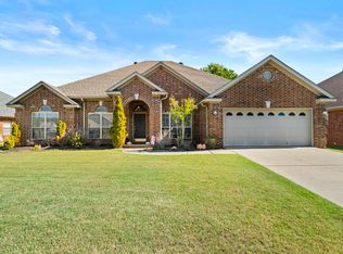323 Maranes Cir, Maumelle, AR 72113