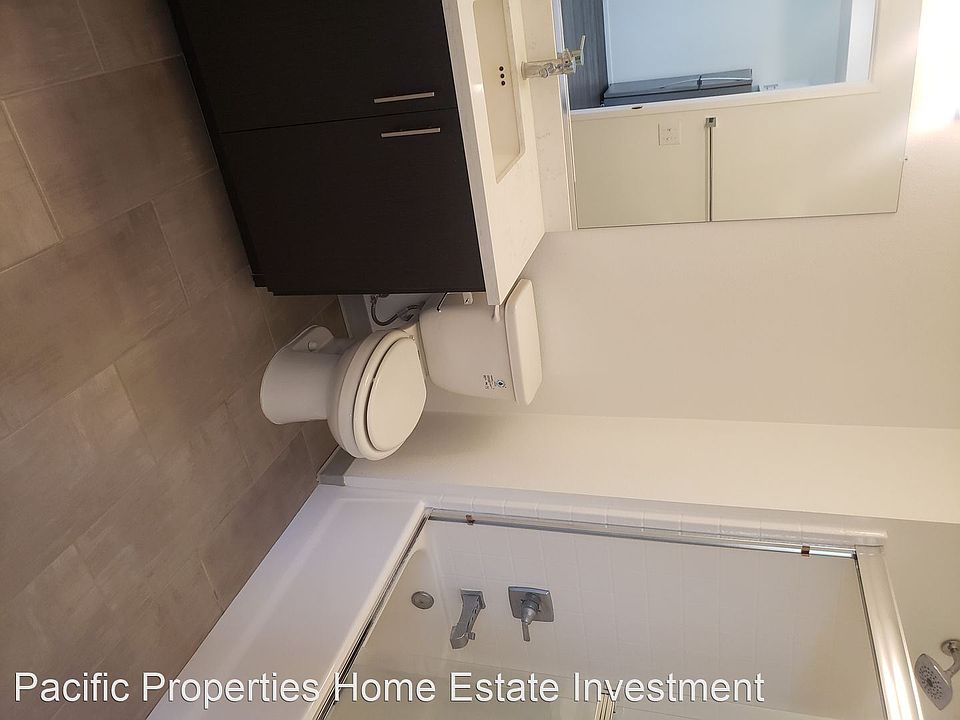 2nd image of 3348 Spring St Unit 209