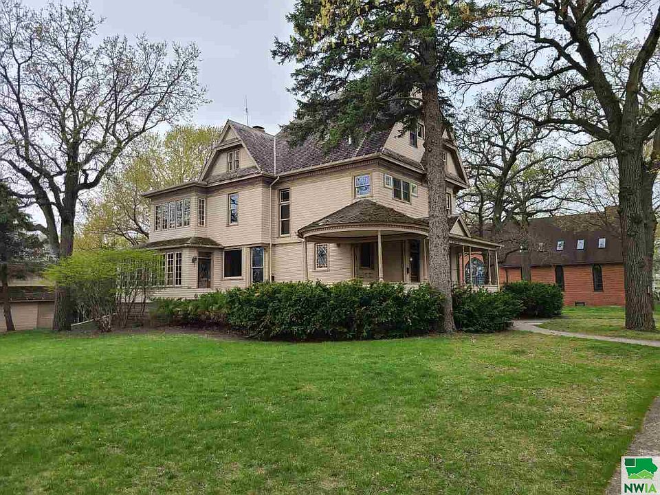 707 Audubon St, Sac City, IA 50583 Zillow