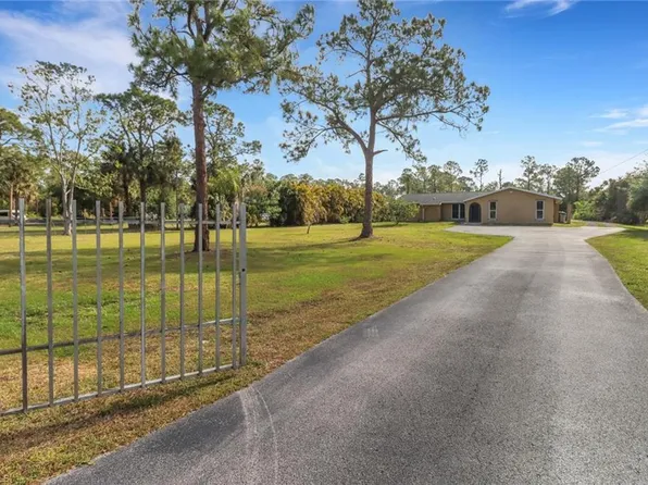 230 11th ST SW, NAPLES, FL 34117