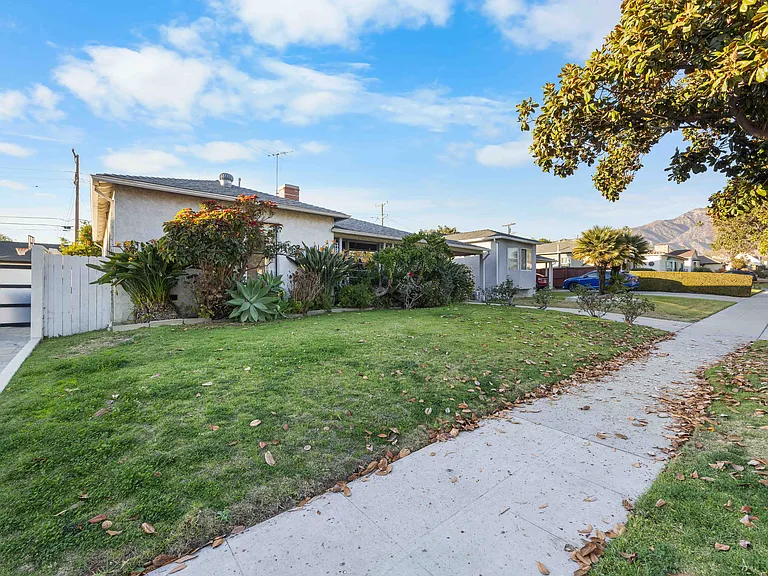 1207 Graynold Ave — Photo 34
