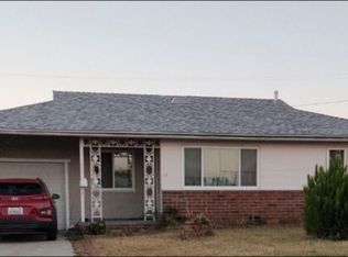 437 W 215th St, Carson, CA 90745