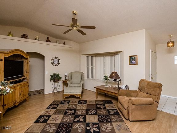 3rd image of 640 Aquamarine Dr